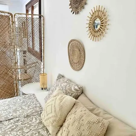 La Rosa De Vientos, Apartman *